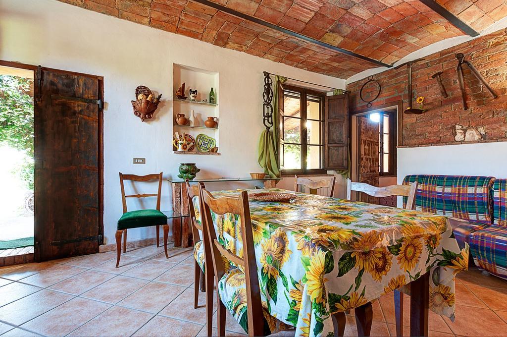 Appartamenti Alcantara E Damasco Abbadia di Montepulciano Rum bild